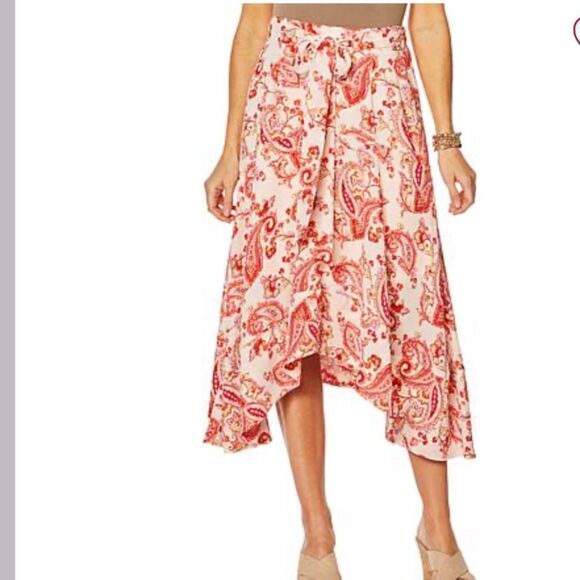 Curations High-Low Skirt Blush Paisley - Picture 8 of 8